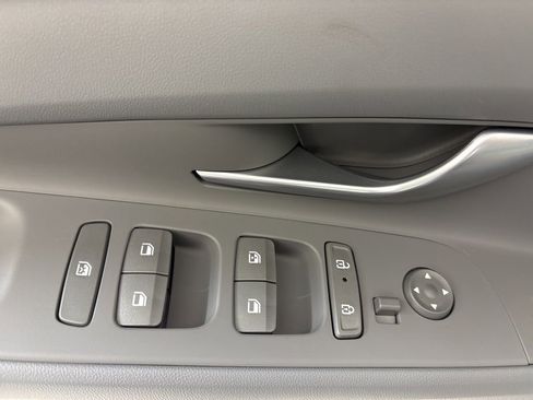 New 2026 Hyundai Elantra Sport FWD image 19