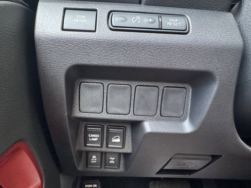 Used 2024 Nissan Frontier PRO-4X w/ Off-Road Protection Package image 30