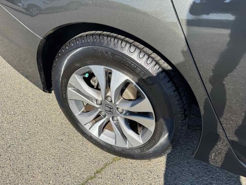 Used 2013 Honda Accord LX image 32