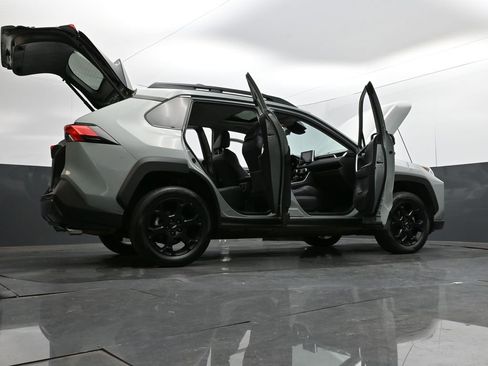 Used 2020 Toyota RAV4 TRD Off-Road image 39