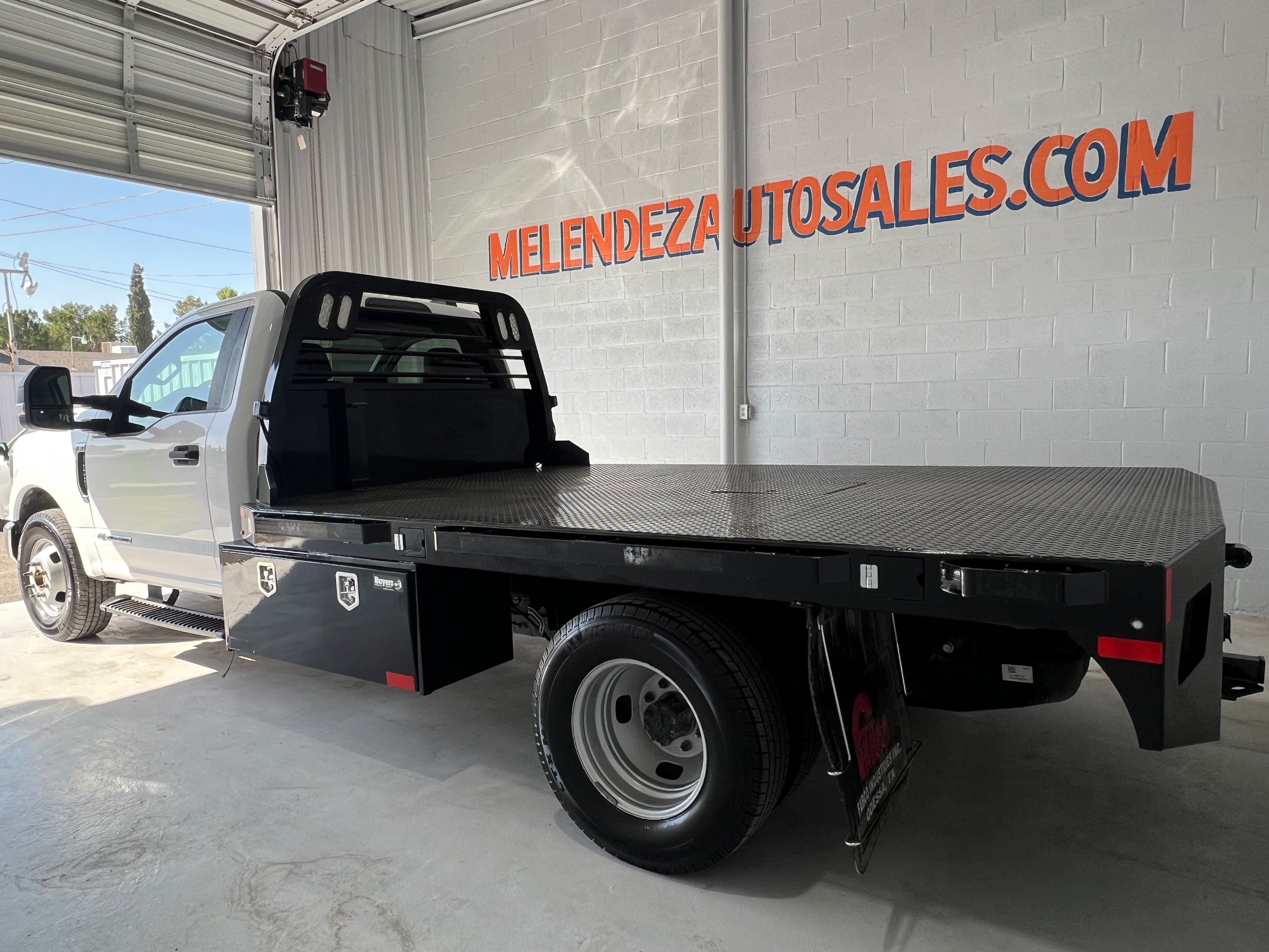Used 2022 Ford F350 XL w/ Power Equipment Group RWD image 3