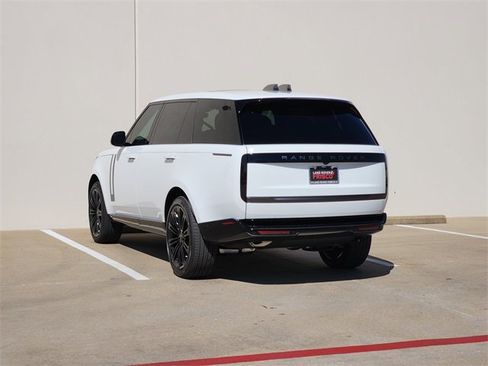 New 2026 Land Rover Range Rover Long Wheelbase SE image 3