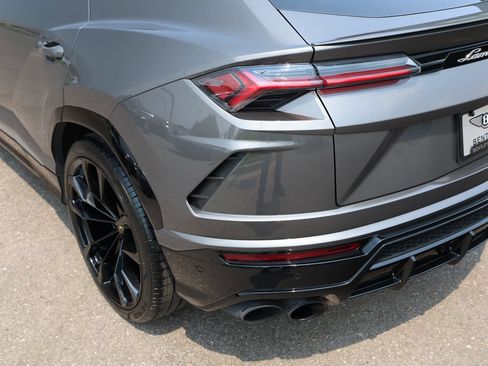 Used 2021 Lamborghini Urus AWD/4WD image 9