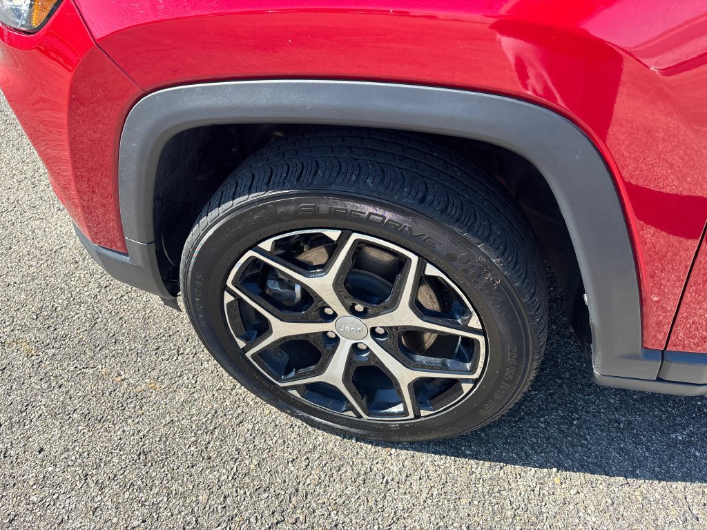 Used 2024 Jeep Compass Limited AWD/4WD image 27