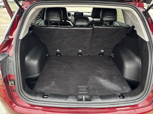 Used 2022 Jeep Compass Latitude image 30