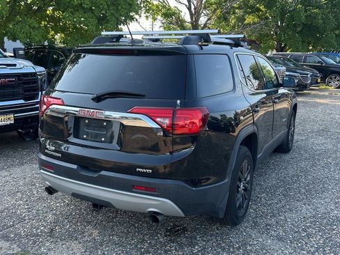 Used 2018 GMC Acadia SLT w/ LPO, Floor Liner Package AWD/4WD image 3