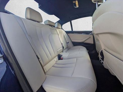 Used 2018 BMW 530e w/ Premium Package 2 image 21