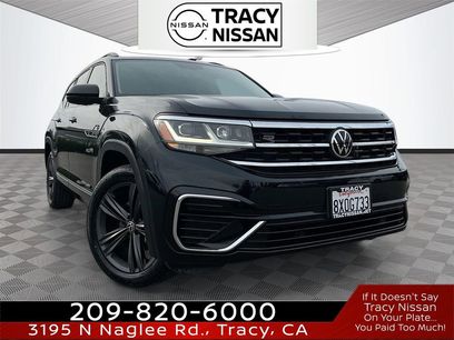 Used 2021 Volkswagen Atlas SE w/ Panoramic Sunroof Package