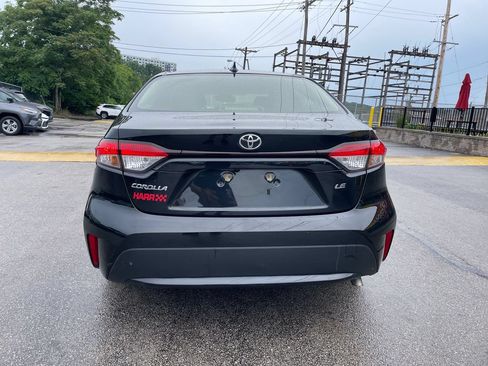 Used 2022 Toyota Corolla LE FWD image 4