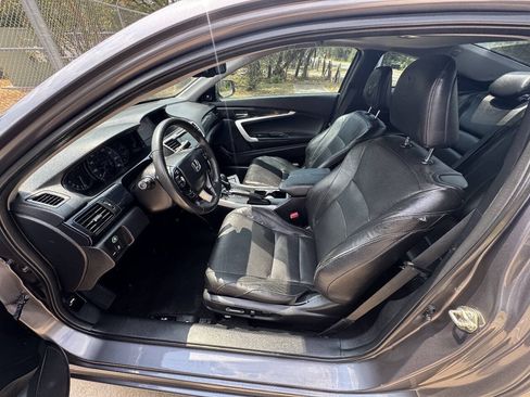 Used 2015 Honda Accord EX-L image 24