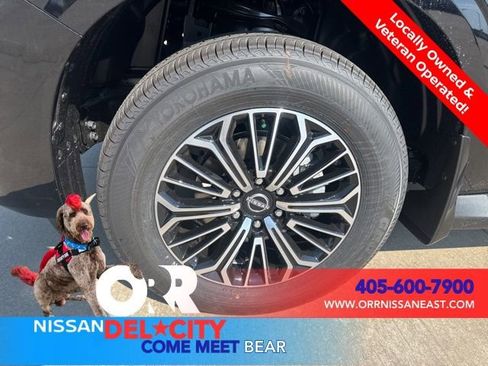 New 2026 Nissan Armada SL w/ Captain's Chari Seat Package RWD image 9