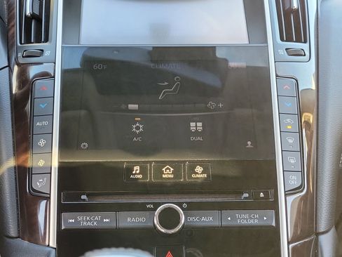 Used 2018 INFINITI Q50 Luxe AWD/4WD image 21