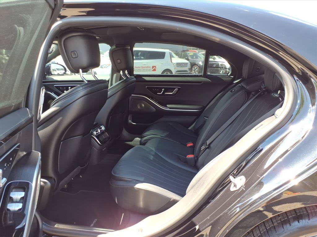 Used 2023 Mercedes-Benz S 500 4MATIC image 12