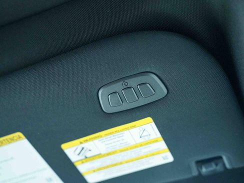 Used 2025 Ford F250 Platinum image 31