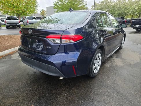 Used 2024 Toyota Corolla LE FWD image 7
