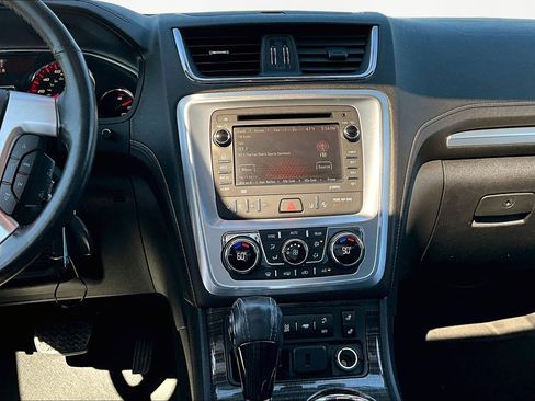 Used 2017 GMC Acadia Limited SLT image 10