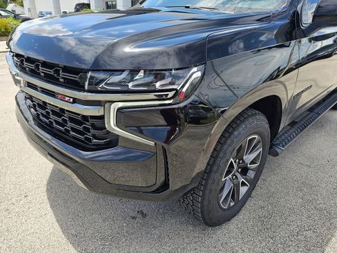 Used 2021 Chevrolet Suburban Z71 w/ Z71 Signature Package AWD/4WD image 15