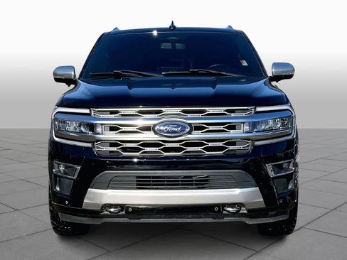 Used 2022 Ford Expedition Platinum image 4