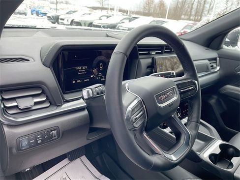 Used 2026 GMC Terrain Elevation w/ Elevation Premium Package image 10