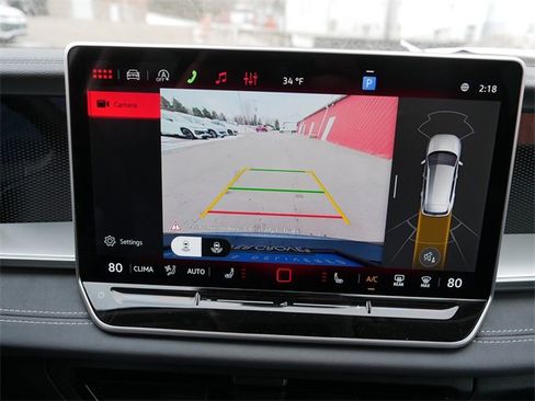 New 2026 Volkswagen Tiguan SE image 12