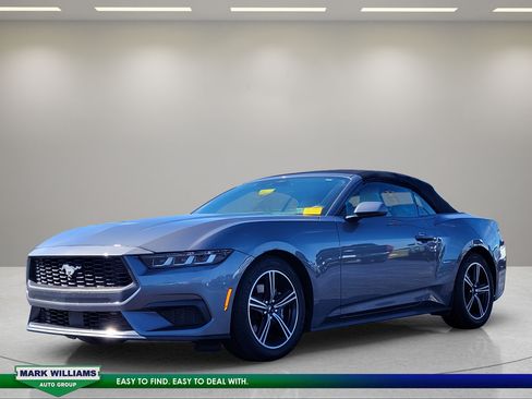 Used 2024 Ford Mustang Premium RWD image 8