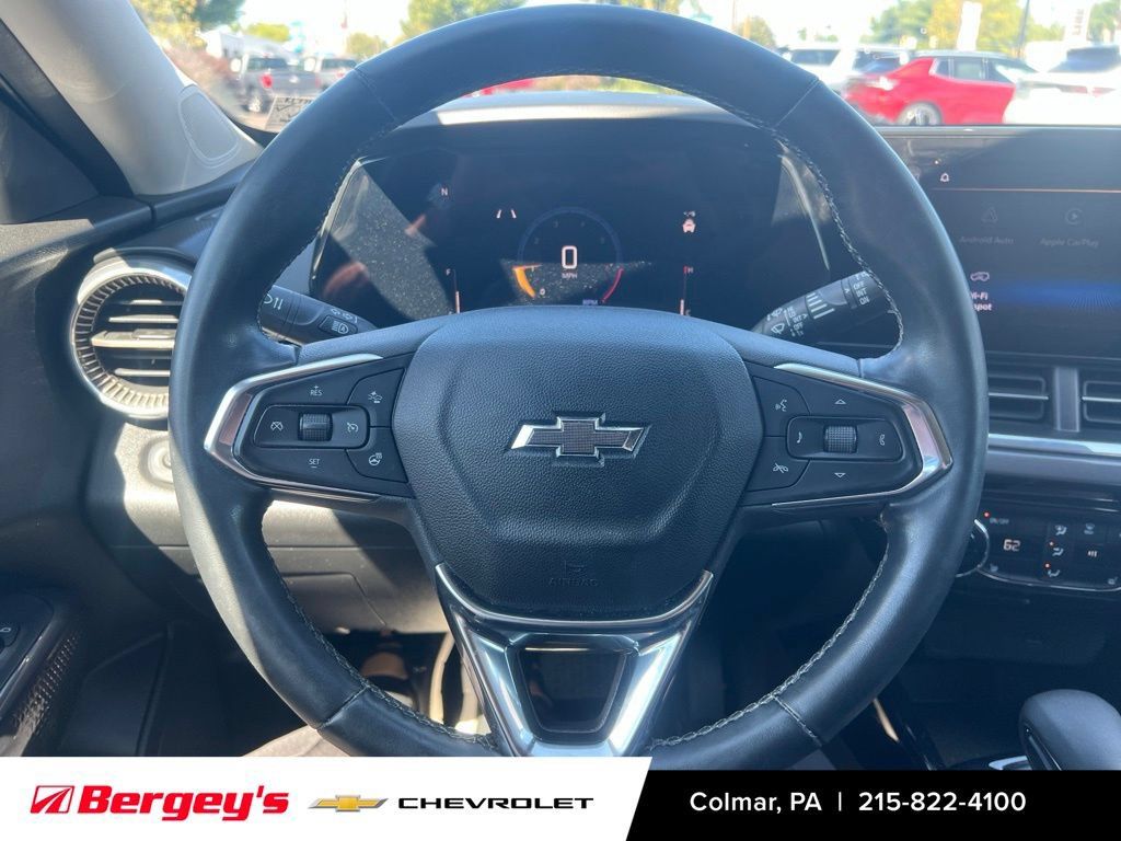 Certified 2024 Chevrolet Trax ACTIV w/ Driver Confidence Package FWD image 12