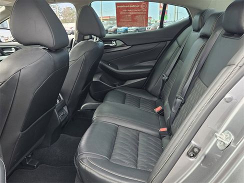Used 2023 Nissan Maxima Platinum w/ Sport Mat Group image 4