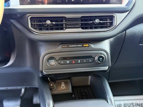 Used 2025 Ford Bronco Sport Heritage w/ Convenience Package image 11