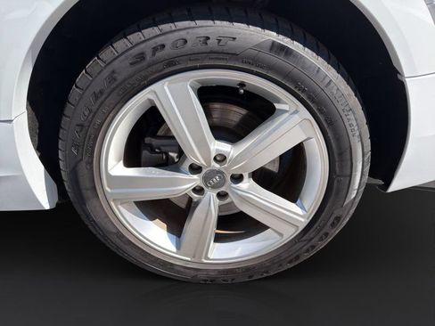 Used 2019 Audi e-tron Premium Plus AWD/4WD image 22