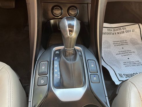 Used 2019 Hyundai Santa Fe XL image 17