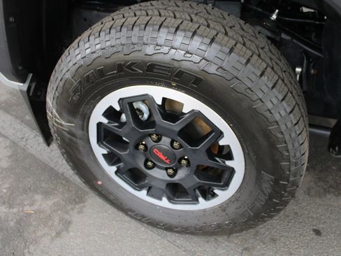 Certified 2024 Toyota Tacoma TRD Off-Road w/ TRD Off Road Premium Package AWD/4WD image 73