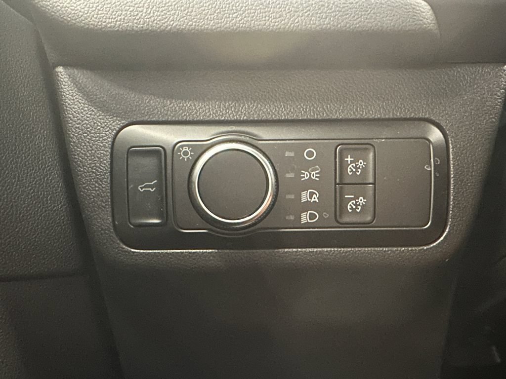 Used 2025 Ford Escape Active w/ Cold Weather Package AWD/4WD image 18