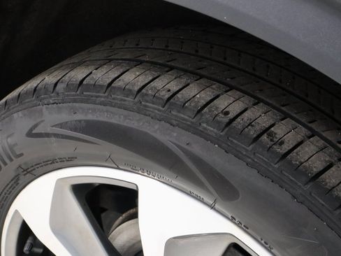 Certified 2024 Ford Escape Platinum image 22