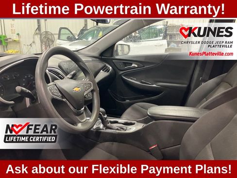 Used 2024 Chevrolet Malibu LT image 24