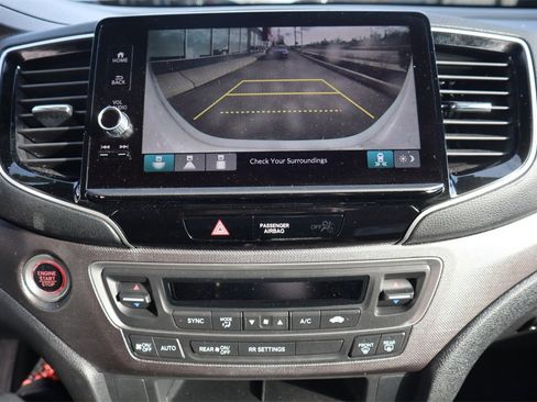 Used 2024 Honda Ridgeline Sport image 25