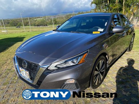 Used 2022 Nissan Altima 2.5 SV FWD image 3