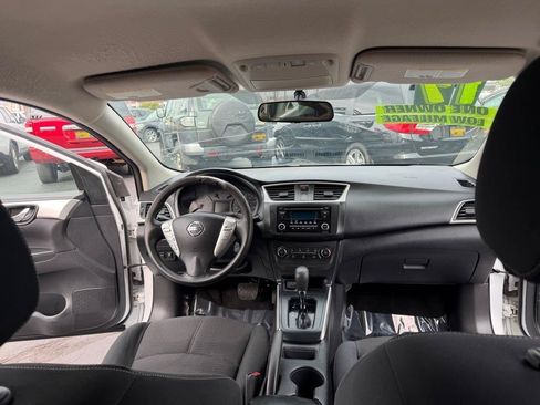 Used 2017 Nissan Sentra FWD image 18