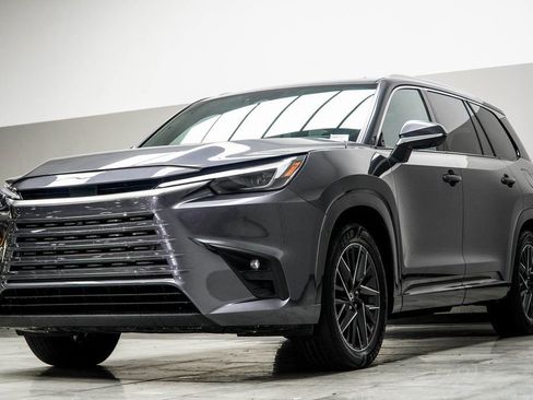 Used 2024 Lexus TX 350 FWD w/ Technology Package image 9