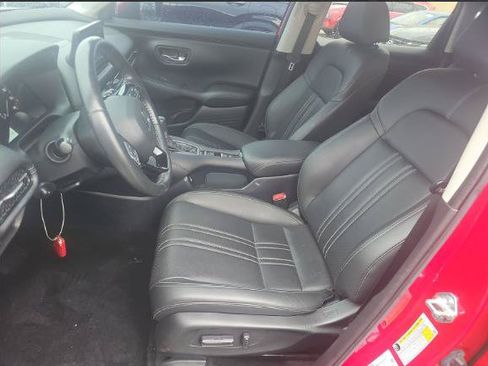 Used 2023 Honda HR-V EX-L image 2