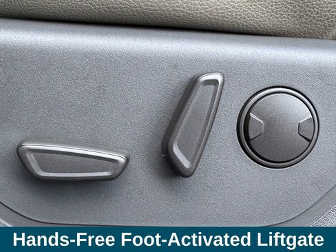 Used 2020 Ford Expedition XLT w/ Equipment Group 202A image 16