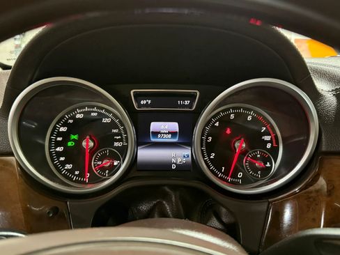 Used 2017 Mercedes-Benz GLS 450 4MATIC image 50