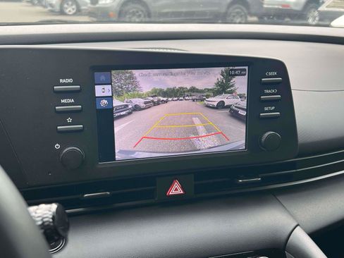 Used 2025 Hyundai Elantra Sport FWD image 22