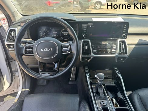 Used 2022 Kia Sorento SX Prestige AWD/4WD image 15