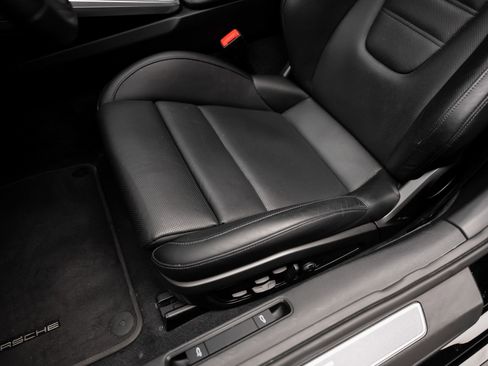 Used 2022 Porsche 911 Turbo S image 67