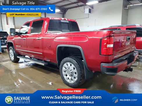 Used 2018 GMC Sierra 2500 Denali w/ Duramax Plus Package AWD/4WD image 3
