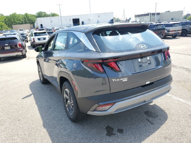 New 2026 Hyundai Tucson Blue SE AWD/4WD image 3