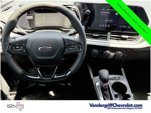 New 2026 Chevrolet Trax RS w/ Sunroof Package FWD image 11