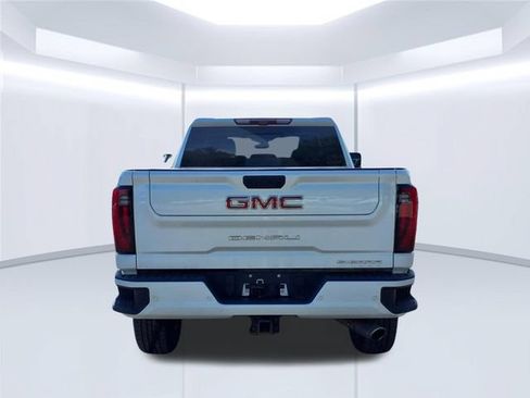 Used 2024 GMC Sierra 2500 Denali w/ Denali Reserve Package AWD/4WD image 21