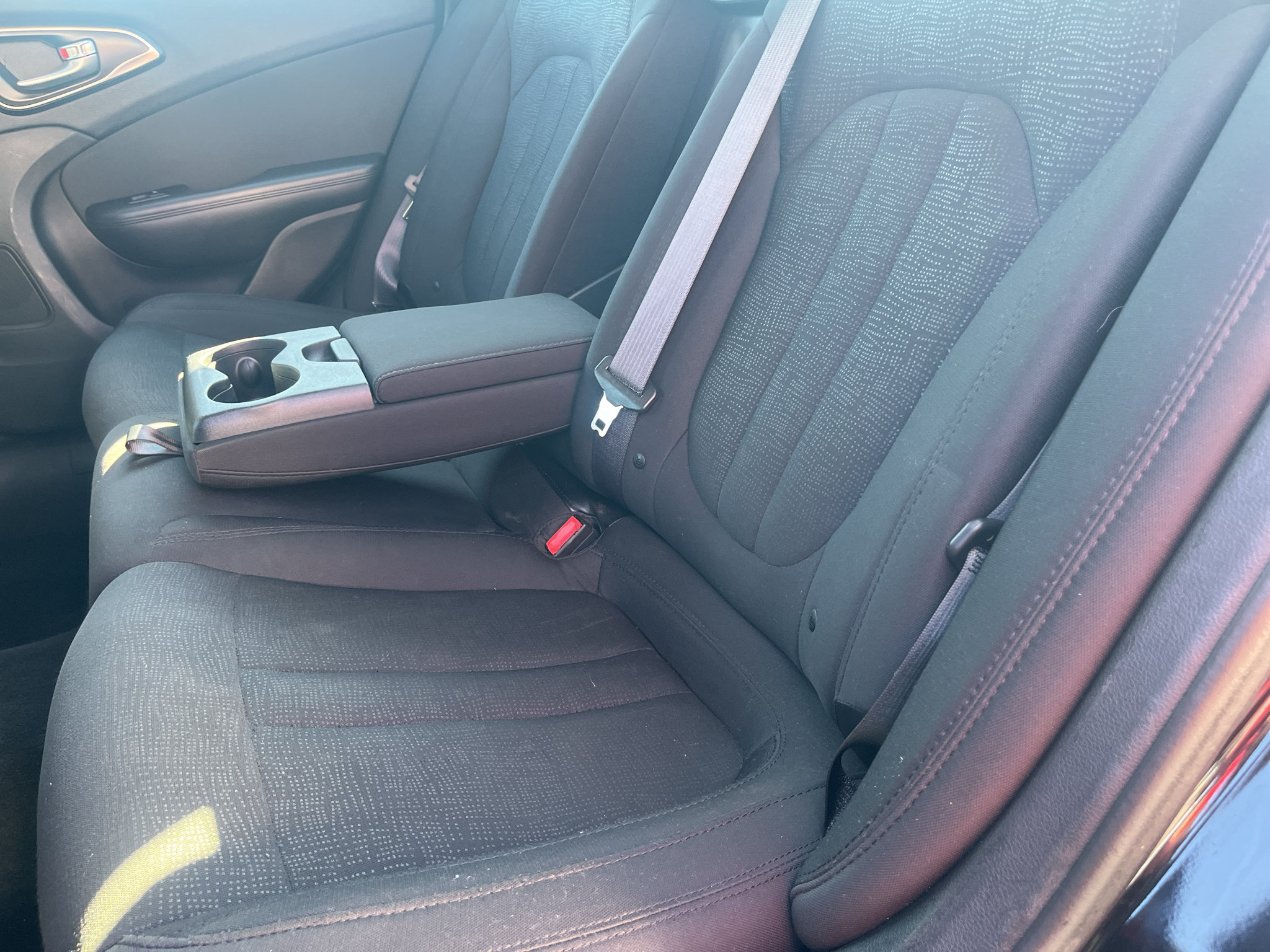 Used 2016 Chrysler 200 Limited w/ Convenience Group FWD image 27