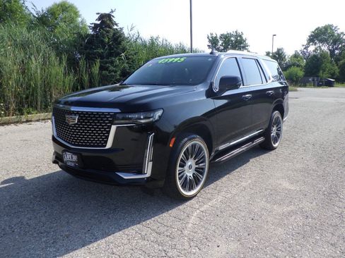 Used 2021 Cadillac Escalade Premium Luxury AWD/4WD image 1